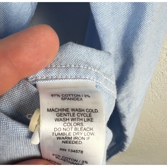 Vineyard Vines Boys Light Blue Button Up 
Shirt Size 16 Long Sleeve Basic - Picture 5 of 9